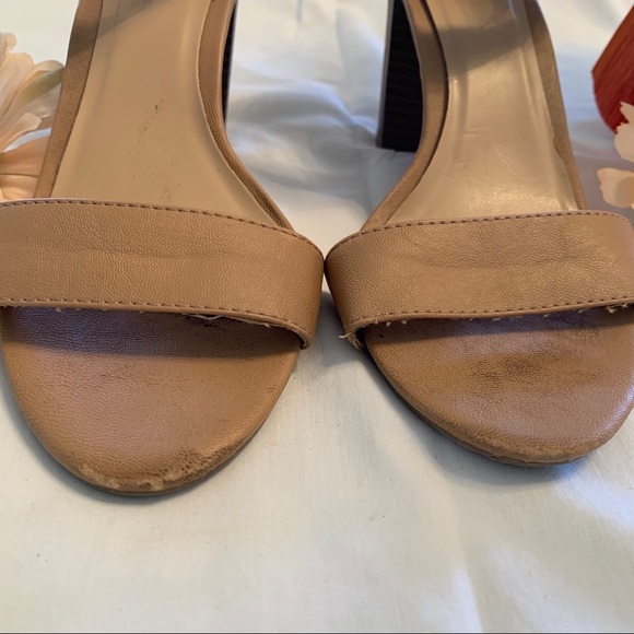 Women’s shoes - Picture 4 of 5